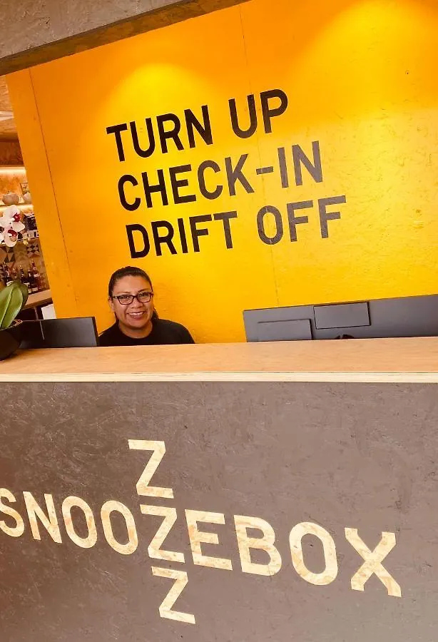 فندق Snoozebox Olympic Park لندن 0*,  المملكة المتحدة